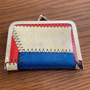 Vtg promotional snap top vinyl purse or pocket sewing kit